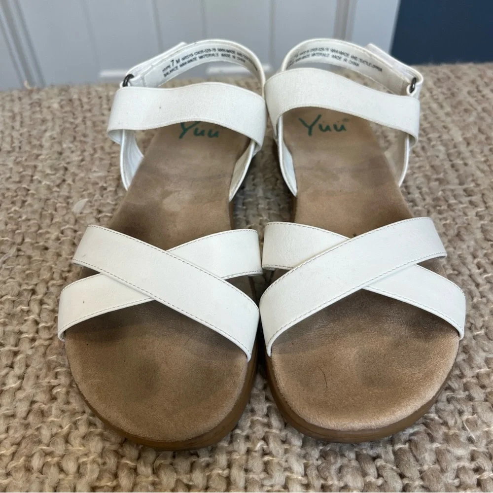 Yuu Hype Women's Size 7 M White Comfort Sling Back‎ Sandals Elastic Strap